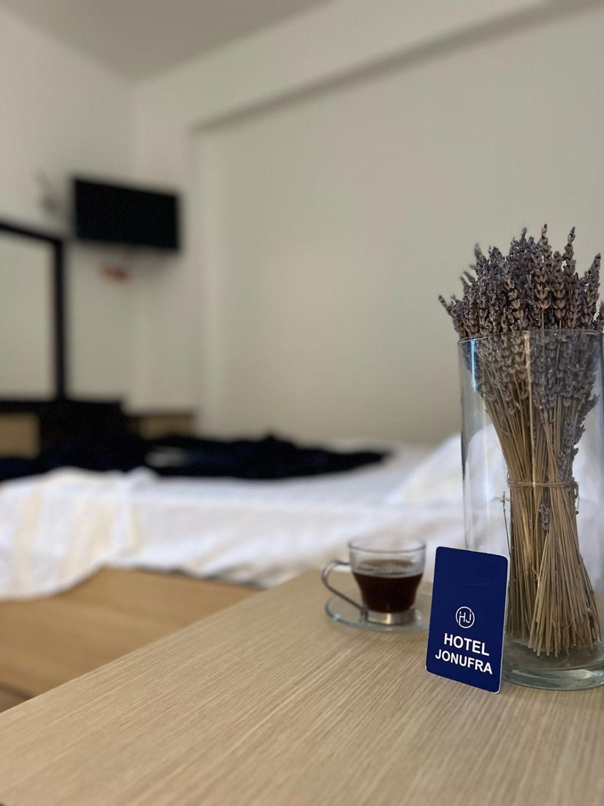 Hotel Jonufra Kanine Eksteriør bilde